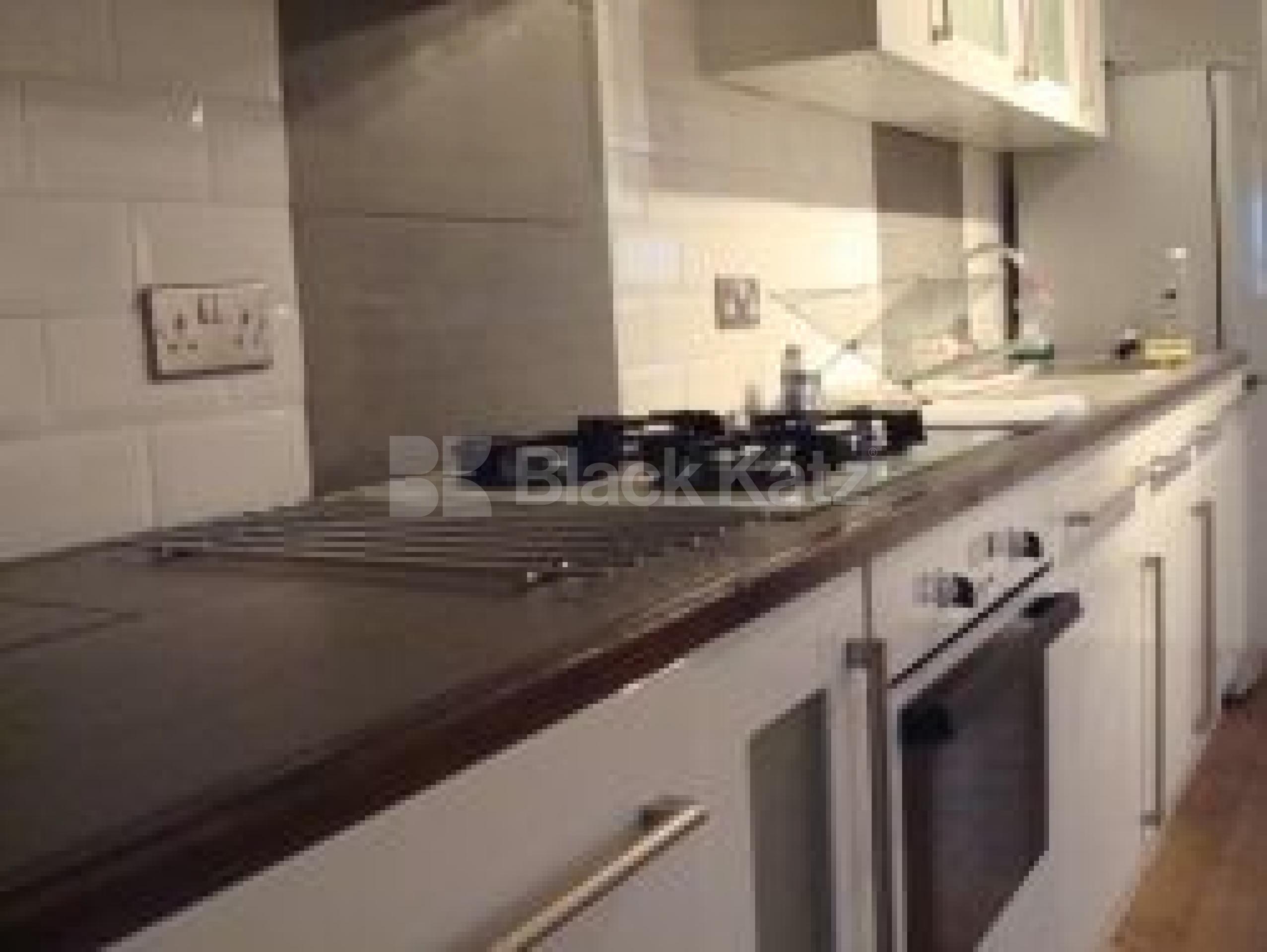 			New Instruction, 3 Bedroom, 1 bath, 1 reception Flat			 Cheverton Road, Highgate Boarders n19